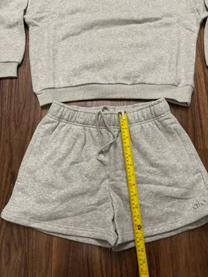 Alo Accolade Set Gray Large Crewneck + Shorts thumbnail 11
