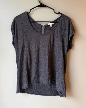 American Eagle Outfitters Charcoal Gray Scoop Neck Top Size Medium thumbnail 1