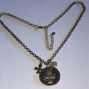 Elegant Aged Metal Boho Cross Pendant Charm Necklace thumbnail 2