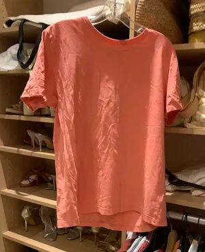 H&M tee shirt thumbnail 1