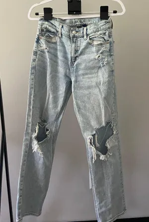 American Eagle Ankle Straight Jeans thumbnail 1
