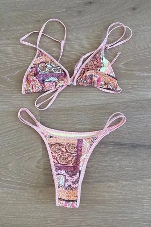 White Fox Bikini Set Viti Beaded Top Mhari Bottoms Size L S in Sunset Belle Pink thumbnail 1