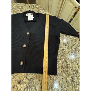 Club Monaco black ribbed V-neck button-down Cardigan Size Small Wool Cotton thumbnail 8