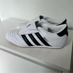 Adidas Taekwondo Sneakers Shoes in White and Black thumbnail 7