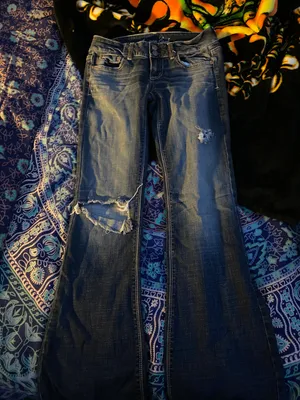 Outfitters Bell Bottom Jeans thumbnail 1