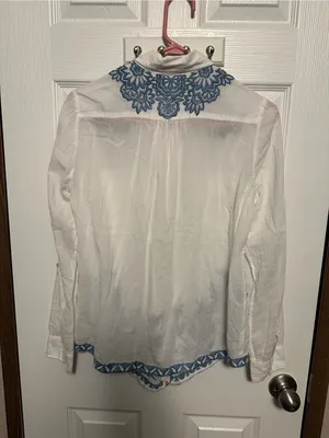 Johnny Was White Button-Front Shirt with Blue Floral Embroidery thumbnail 6