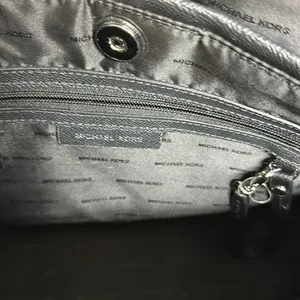 Micheal Kors Maddie Medium Crossgrain Leather Tote Bag thumbnail 9