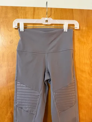 Alo Yoga High-Waist Moto Legging Pin-tucked Panel Purple Dusk Leggings NWT Small thumbnail 9