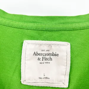 Abercrombie & Fitch A&F Womens Y2K Preppy Cotton V-Neck Short‎ Sleeve Tee Size L thumbnail 3
