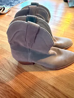 Tecovas Grey Suede Western Ankle Boots thumbnail 3