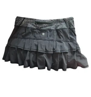 LuluLemon Black Pleated Athletica Skirt Skort size 6 thumbnail 3