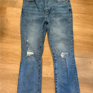 Pistola Women’s High Rise Distressed Cropped Jeans thumbnail 3