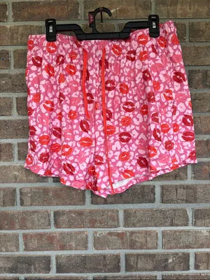 Women's Pink Lip-Print Tank Top - Sleeveless Summer Tee and Sleep Shorts Set thumbnail 2