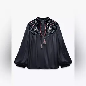 Zara velvet blouse embroidery‎ NWOT thumbnail 3