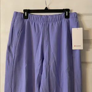 Lululemon Athletica Lavender Scuba MR Oversized Jogger Regular size L brand new thumbnail 3