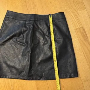 Lioness The Rizzo Mini Skirt Black M EUC Faux Leather Slit Y2K Club Urban Chic thumbnail 8