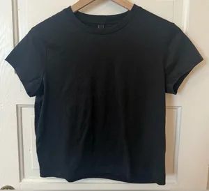 SKIMS Onyx T-Shirt M thumbnail 3