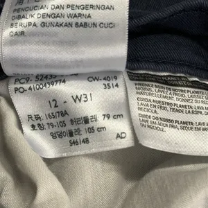Levis Blue Classic Capri High Waist Lightweight Stretch Jeans Womens 12 31 Waist thumbnail 11