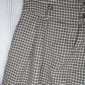 Cider Houndstooth Pleated High Waisted Shorts thumbnail 4