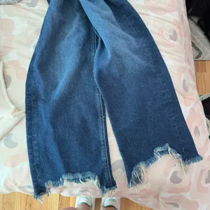 Free People Maggie Mid-Rise Straight Jeans thumbnail 4
