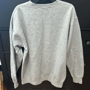 Brandy Melville Aspen crewneck thumbnail 5