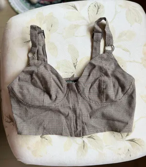 Front Zip Top thumbnail 1
