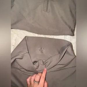 Abercrombie & Fitch Taupe Athletic Shorts Set thumbnail 2