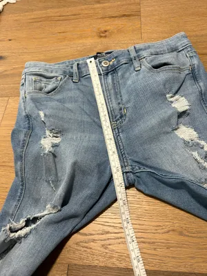 Hollister Size 28 ripped skinny jeans thumbnail 11