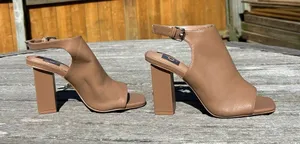 DV Dolce‎ Vita Women's Booker Ankle Boot Size 6 thumbnail 1