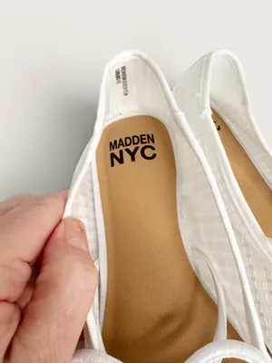 Madden NYC White Fabric Mary Janes Size 6 thumbnail 7