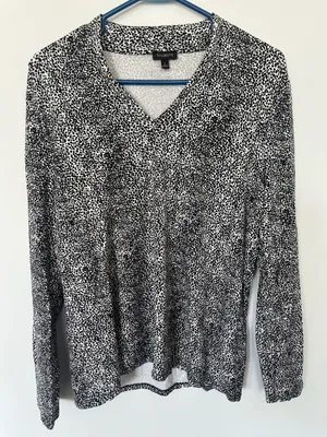 Talbots Black White Animal Print Dressy Knit Top Pullover L thumbnail 5