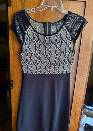 Black/gold sequin dress in size small. thumbnail 1