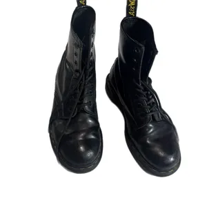 Dr. Martens 8-Eye Black Leather Lace-Up Combat Boots UK 6 US Women 8 thumbnail 7
