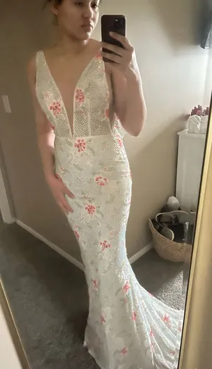 Vienna Prom Beaded prom dress size 4 thumbnail 1