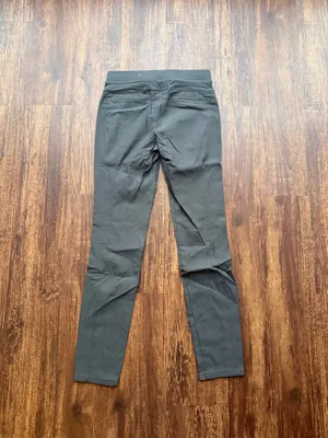 Simply Vera, Vera Wang Women’s Charcoal Gray Mid-Rise Pintuck Ponte Skinny Pants Size S thumbnail 2
