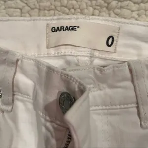 White garage jeans thumbnail 6