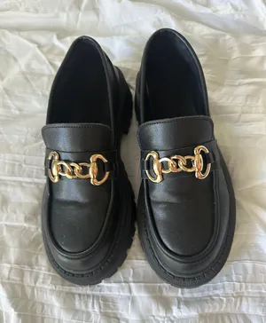 Shoes Size 6.5 thumbnail 2