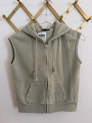 NWT Brandy Melville Light Sage Sleeveless Zip Hoodie Vest XS Small thumbnail 7