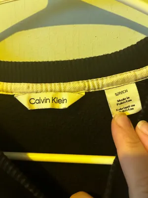 Calvin Klein sweater thumbnail 2