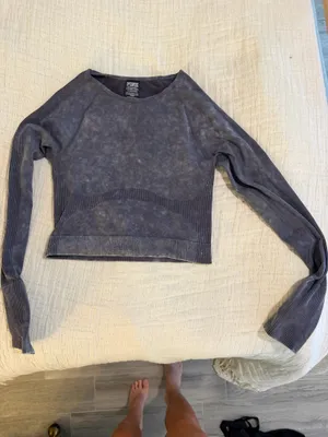 PINK Workout Long Sleeve Victoria's Secret Top thumbnail 5