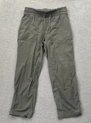 Lululemon Beyond The Studio Crop Pants Olive Green Athleisure Women's 8 x 25 thumbnail 1