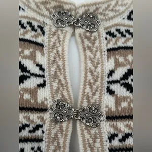 Croft & Barrow Cream Beige Black Nordic Pattern Metal Clasp Closure Sweater Sz L thumbnail 6