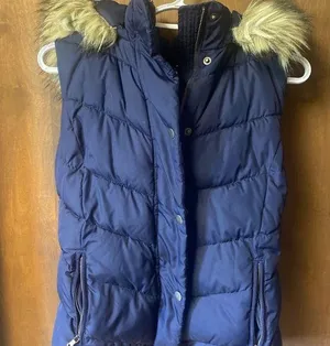 - Navy GAP puffer style vest with faux fur hood size small thumbnail 1