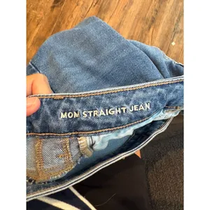 American Eagle medium wash Mom Straight Jeans thumbnail 5