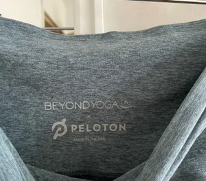 Beyond Yoga x Peloton Heathered Light Blue Caught in the Midi Leggings thumbnail 4