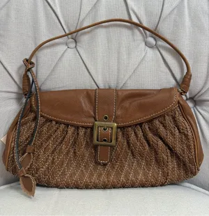 Gianni Bini Brown Leather Hobo Shoulder Bag Brass Hardware Purse thumbnail 1