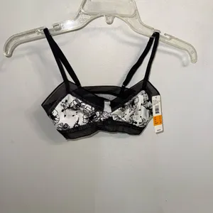 NWT $20 Sam Edelman Black & White Floral Mesh Pullover Microfiber Bralette S thumbnail 2