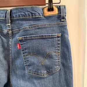 Levi’s Women’s Perfectly Slimming Bootcut Jeans Size 14 thumbnail 4