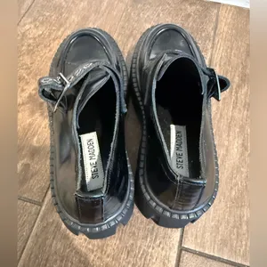 Steve Madden Henna Black Slip on Loafers with Buckle Detail Size 6M‎ thumbnail 4