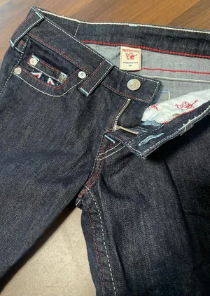 WLHJ58FE2 Americana Chain Dark Rinse Rolled Capri Jeans $209 EUC 28 thumbnail 8